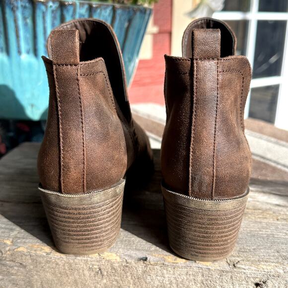 Rock & Candy LIPTON by ZiGi Ankle Boots SZ 8.5 Brown Bootie Chic Career Neutral - Picture 4 of 8